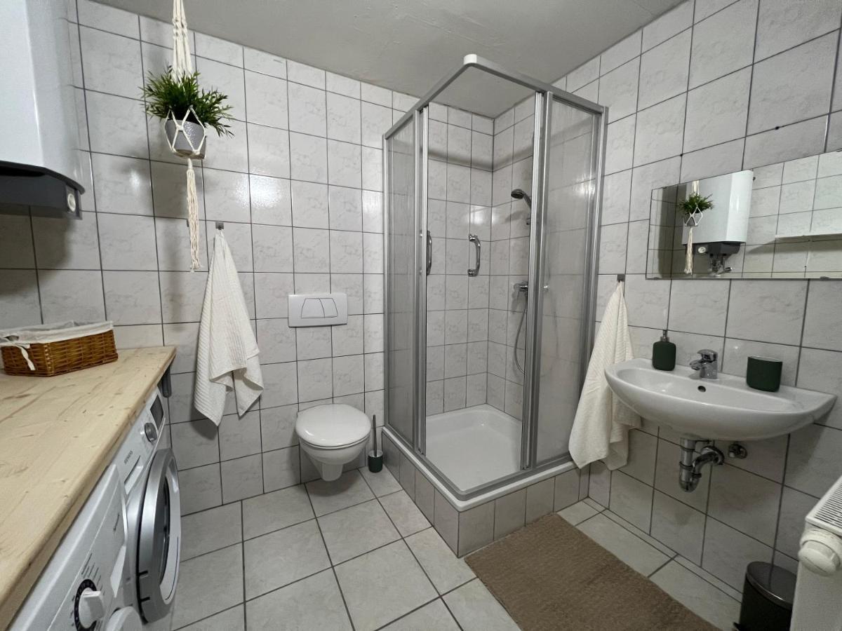Modernes Haus Fuer 7 Gaeste 90M2 Tv Netflix Wlan Momlingen Exterior photo